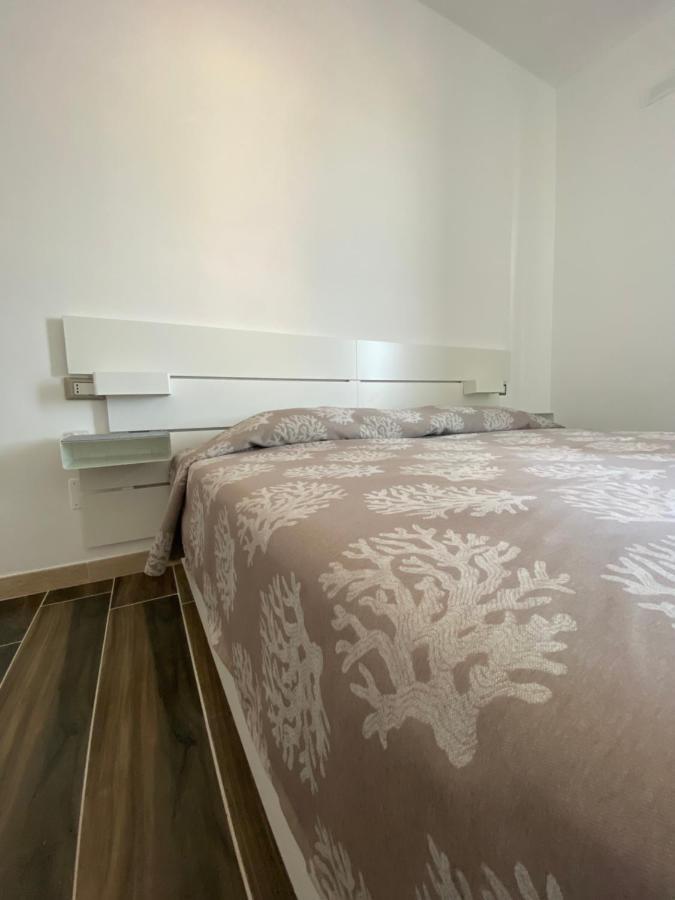 ויאסטה Manfredi Sea Room מראה חיצוני תמונה