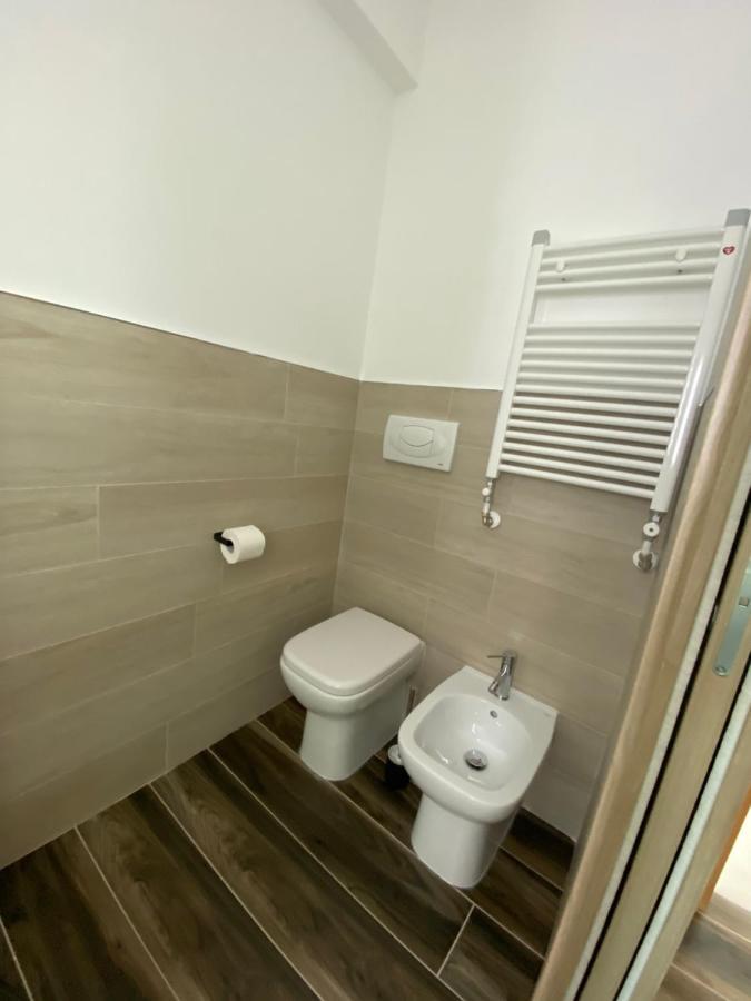 ויאסטה Manfredi Sea Room מראה חיצוני תמונה
